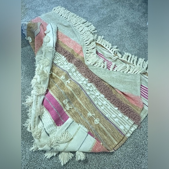 Anthropologie Blanket - Picture 2 of 4